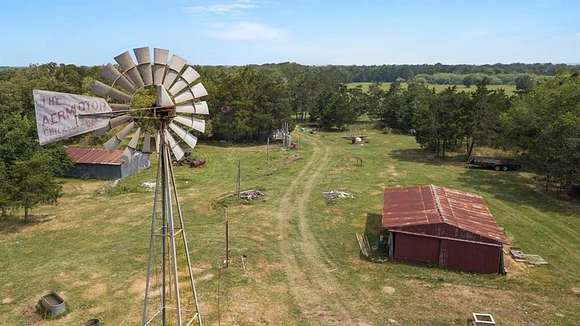 Residential Land with Home for Sale in Flatonia, Texas