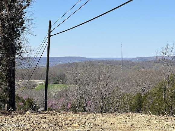 12 Acres of Land for Sale in Sparta, Tennessee