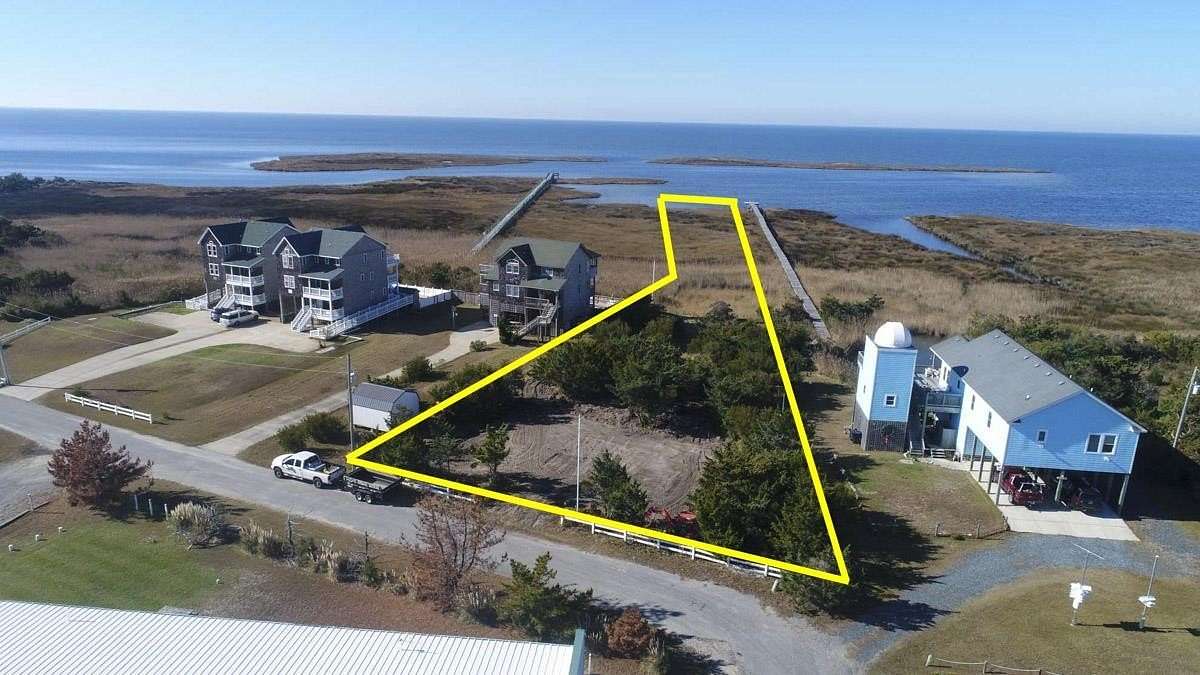 1.18 Acres of Residential Land for Sale in Waves, North Carolina