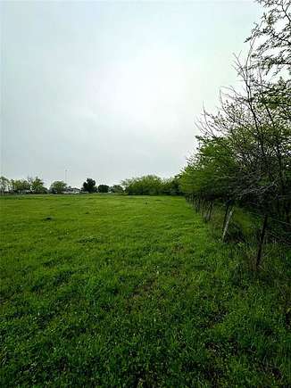2.1 Acres of Residential Land for Sale in Greenville, Texas