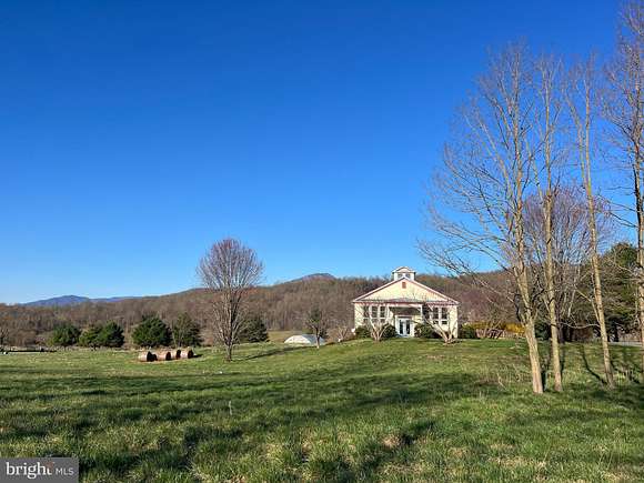 7 Acres of Land with Home for Sale in Sperryville, Virginia