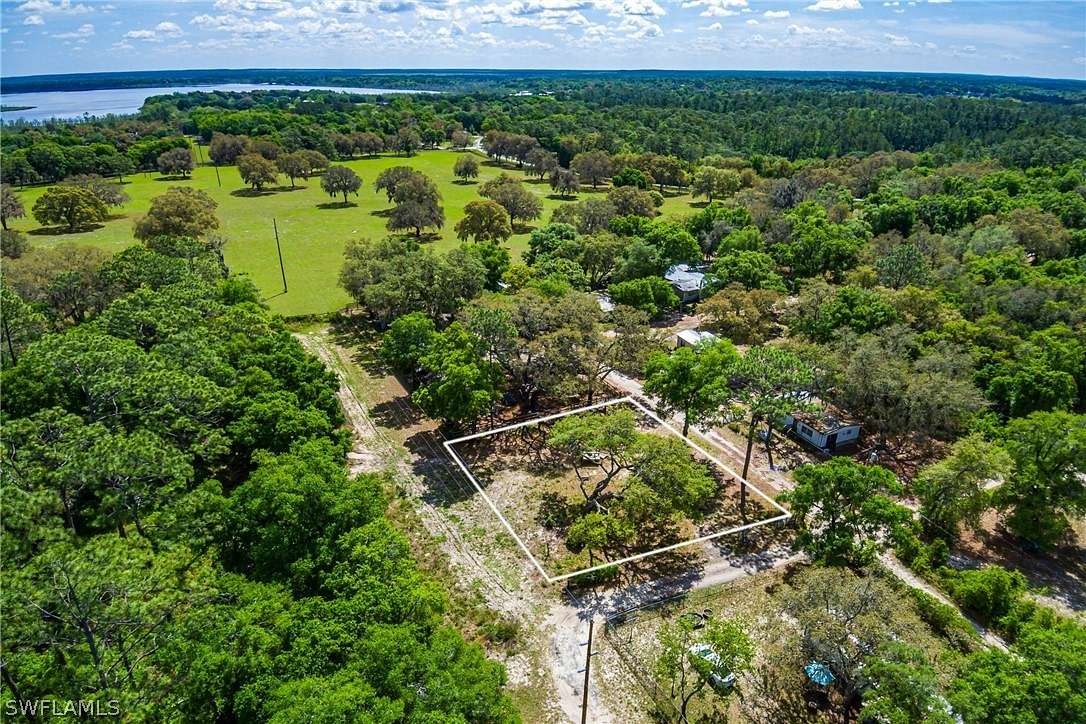 0.28 Acres of Land for Sale in Ocklawaha, Florida