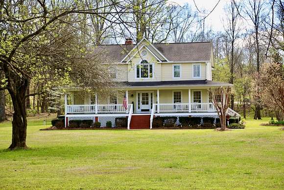 12.5 Acres of Land with Home for Sale in Oxford, Mississippi