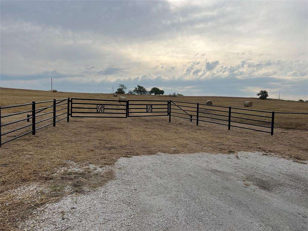 84 Acres of Recreational Land & Farm for Sale in Muenster, Texas