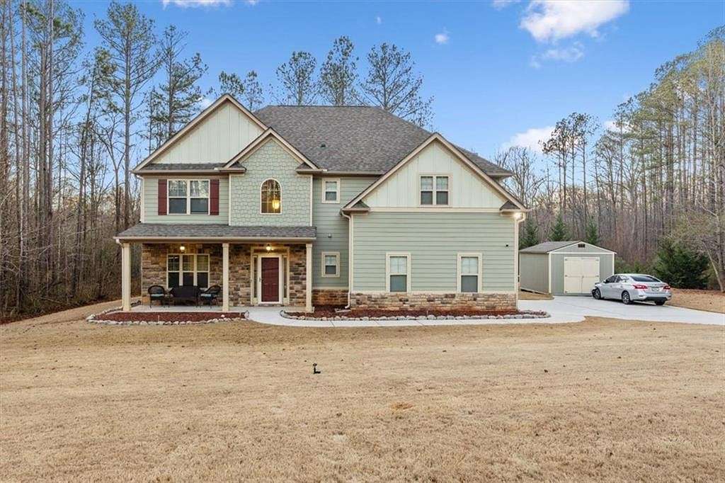 2.5 Acres of Residential Land with Home for Sale in Newnan, Georgia