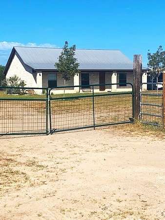17 Acres of Land with Home for Sale in Alice, Texas