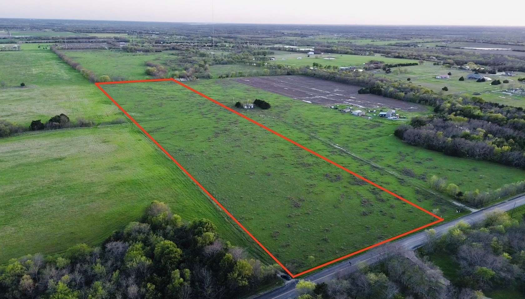 13.3 Acres of Agricultural Land for Sale in Blue Ridge, Texas