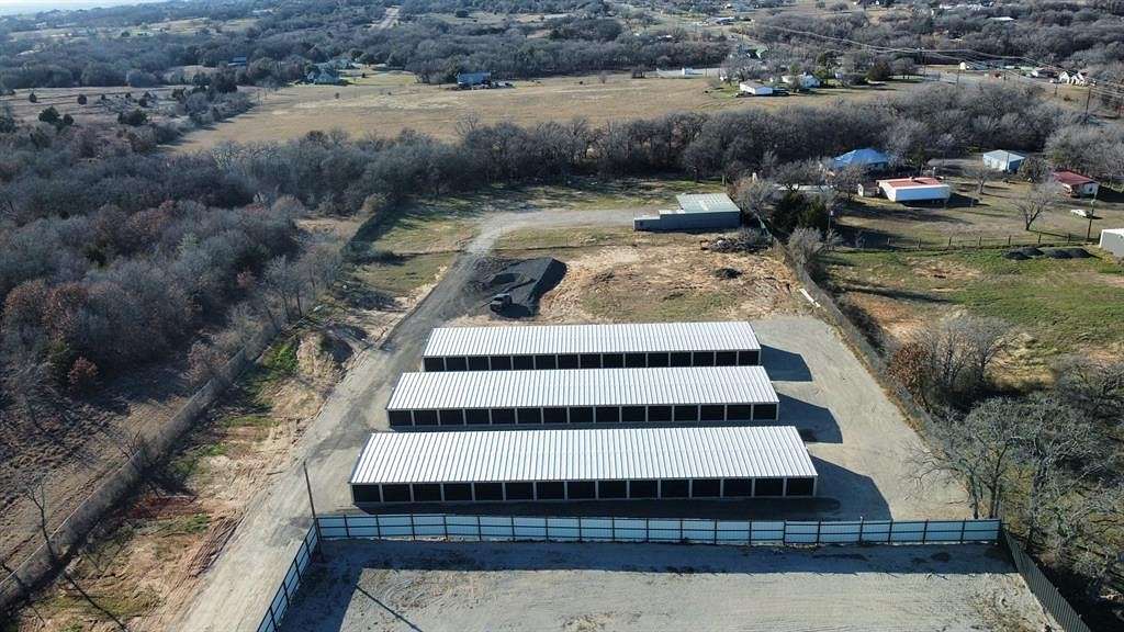 7 Acres of Improved Commercial Land for Sale in Azle, Texas
