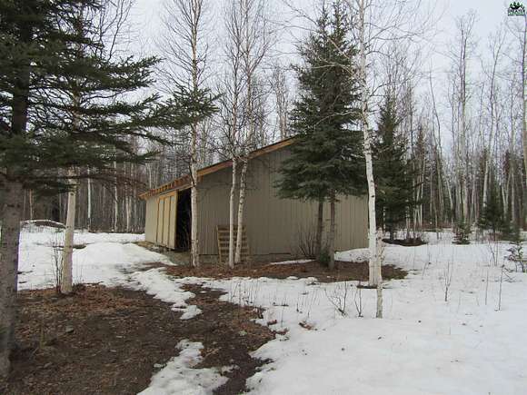 2.5 Acres of Residential Land with Home for Sale in Delta Junction, Alaska