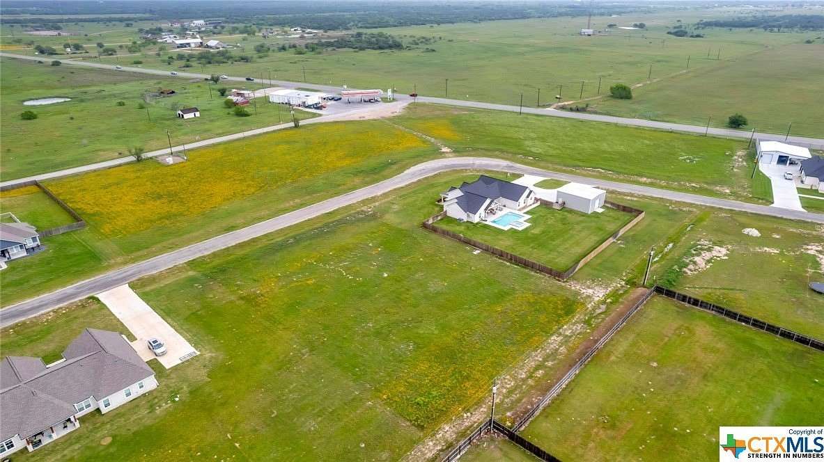 1 Acre of Residential Land for Sale in Victoria, Texas