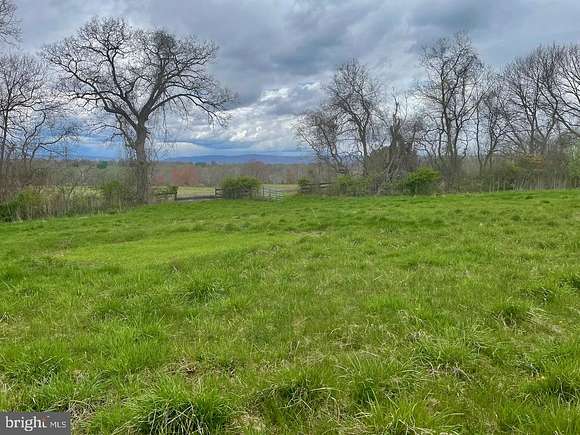 227 Acres of Land for Sale in The Plains, Virginia