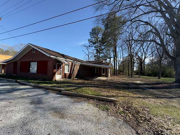2.6 Acres of Residential Land with Home for Sale in Bruce, Mississippi