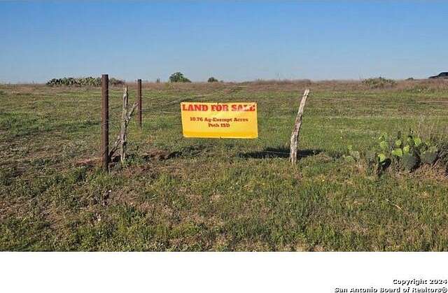 10.8 Acres of Land for Sale in Floresville, Texas