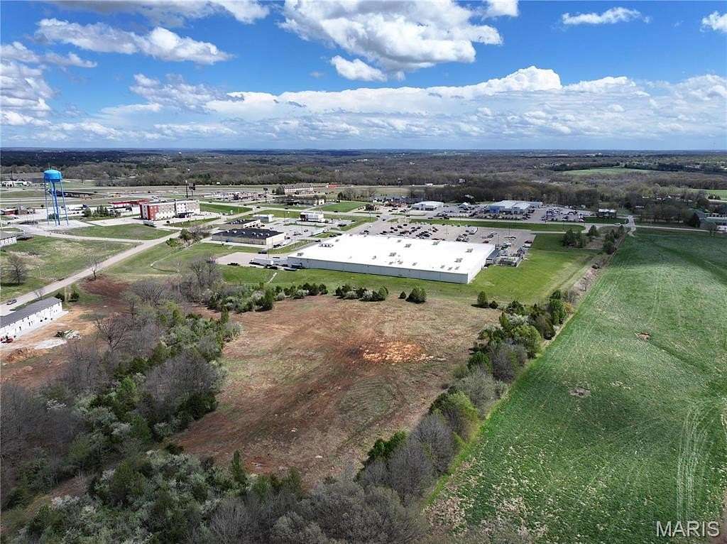 8.57 Acres of Commercial Land for Sale in Perryville, Missouri