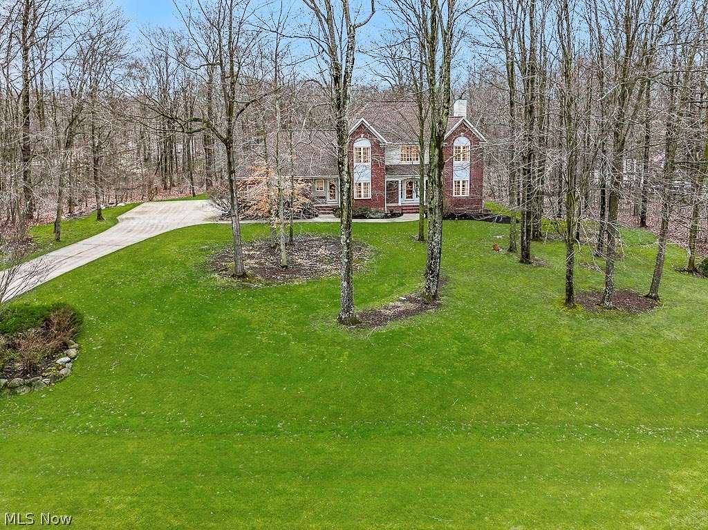 3 Acres of Residential Land with Home for Sale in Chagrin Falls, Ohio