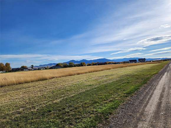 3 Acres of Residential Land for Sale in Cascade, Montana