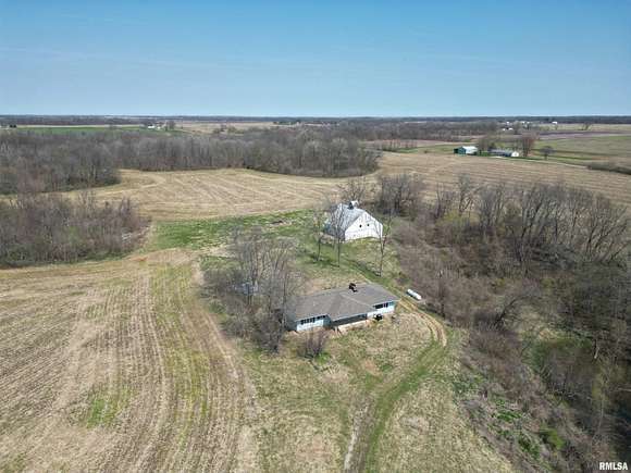 160 Acres of Land with Home for Sale in Little America, Illinois