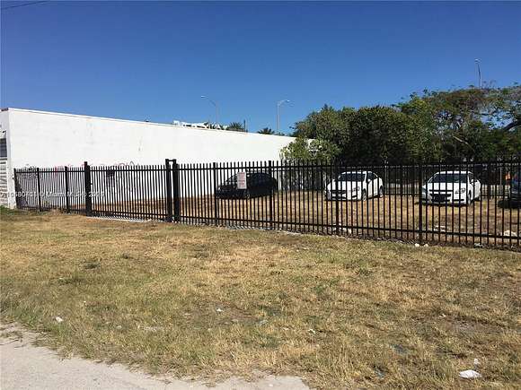 0.087 Acres of Commercial Land for Sale in Miami, Florida