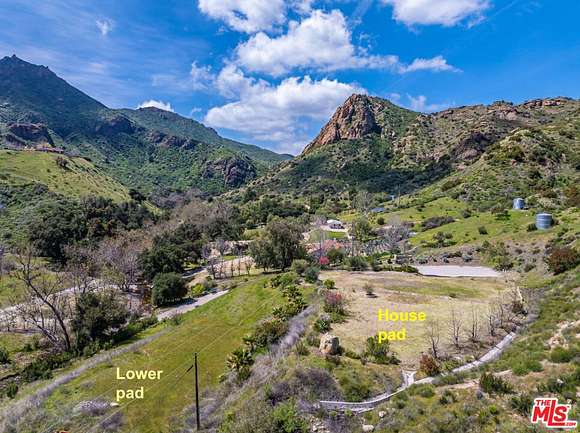 9.893 Acres of Land for Sale in Agoura Hills, California