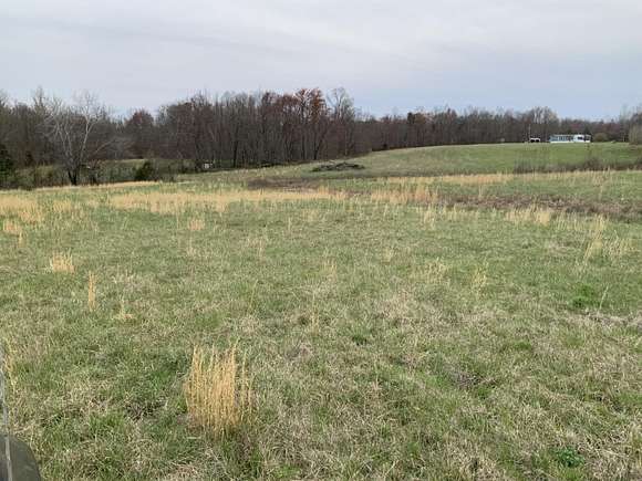 19.9 Acres of Agricultural Land for Sale in Somerset, Kentucky