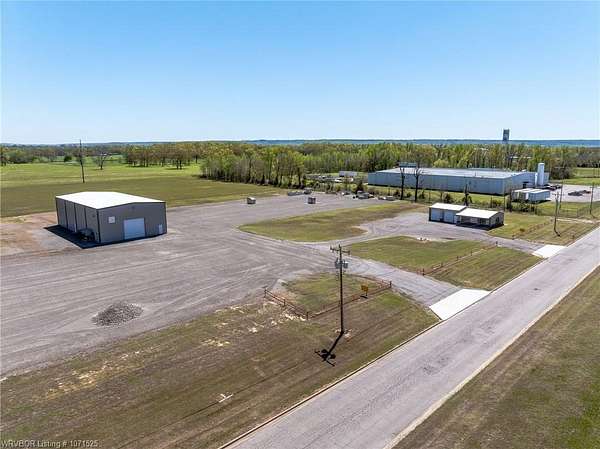 4 Acres of Improved Commercial Land for Sale in Mulberry, Arkansas