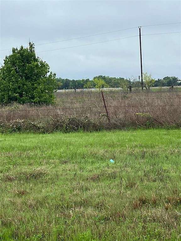 10.2 Acres of Land for Sale in Kerens, Texas