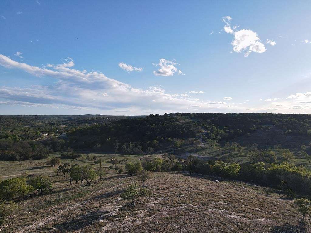 28 Acres of Land for Sale in Ingram, Texas