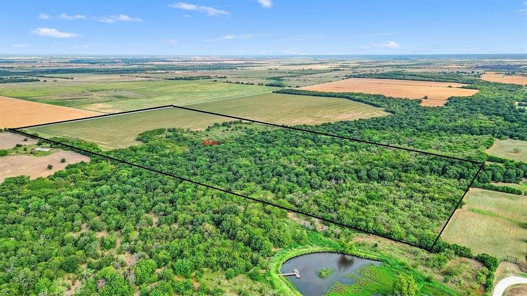 92 Acres of Agricultural Land for Sale in Collinsville, Texas