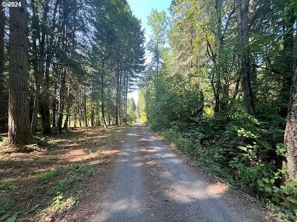 33.47 Acres of Land with Home for Sale in Salem, Oregon