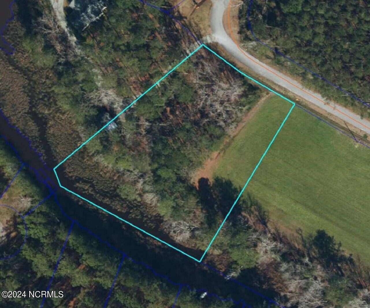 1.6 Acres of Residential Land for Sale in Oriental, North Carolina
