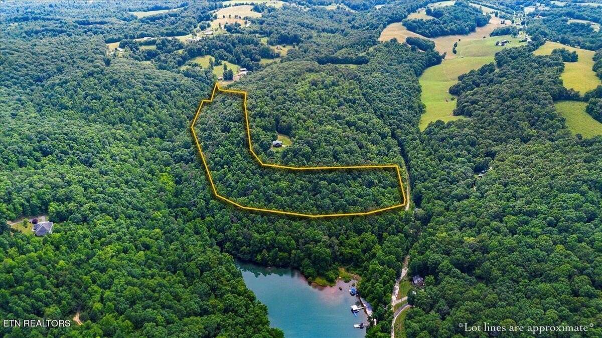 17.8 Acres of Recreational Land for Sale in La Follette, Tennessee