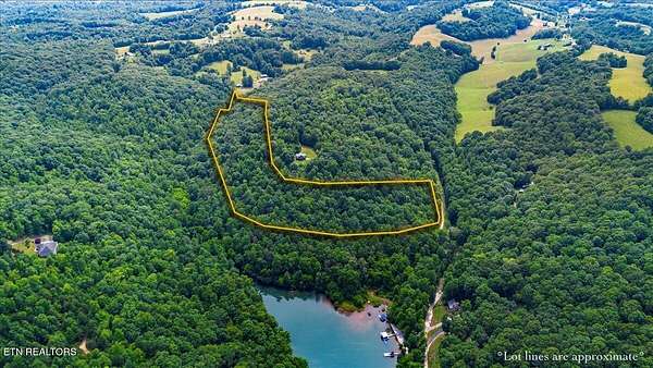 17.8 Acres of Recreational Land for Sale in La Follette, Tennessee