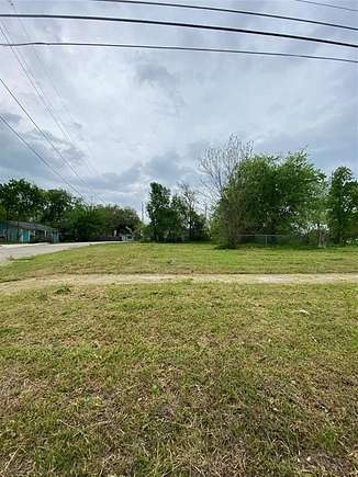 0.14 Acres of Residential Land for Sale in Greenville, Texas