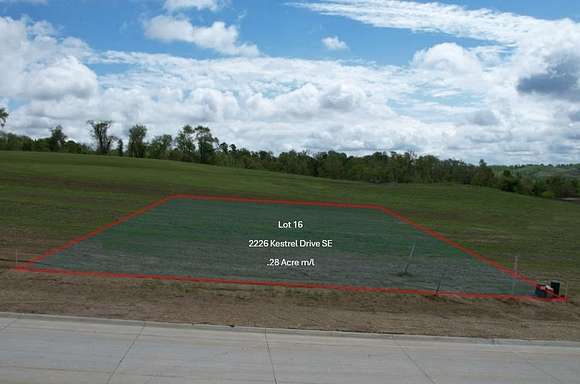 0.27 Acres of Residential Land for Sale in Cedar Rapids, Iowa