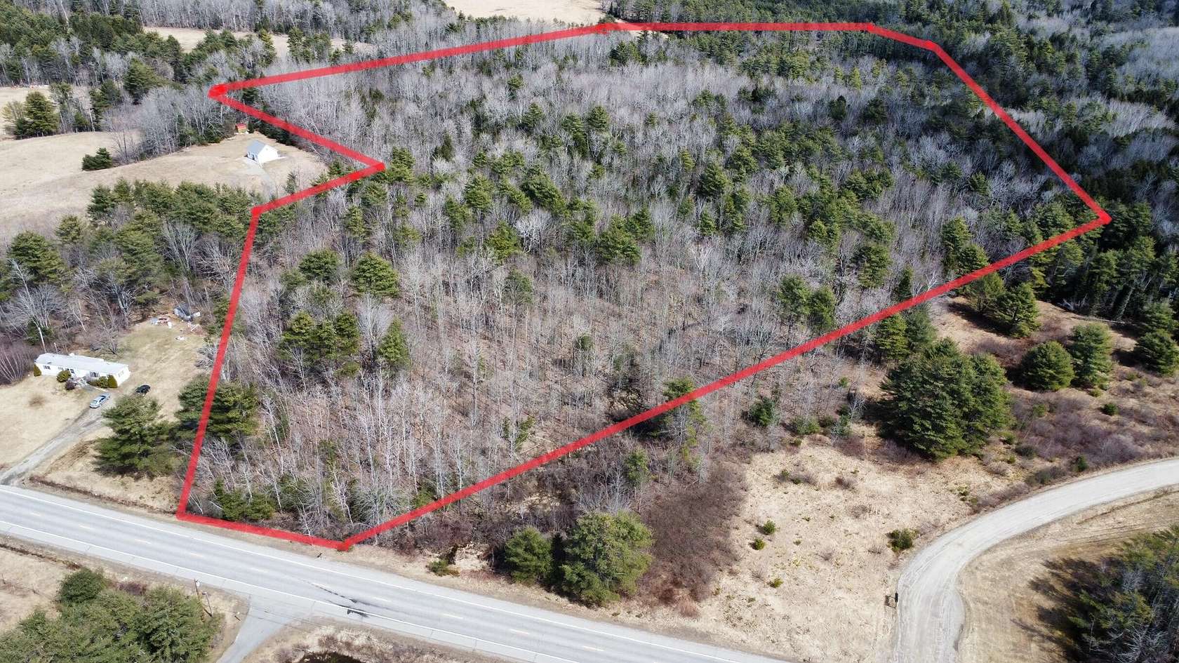 32 Acres of Recreational Land for Sale in Dresden Town, Maine