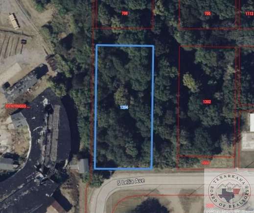 0.73 Acres of Commercial Land for Sale in Texarkana, Texas
