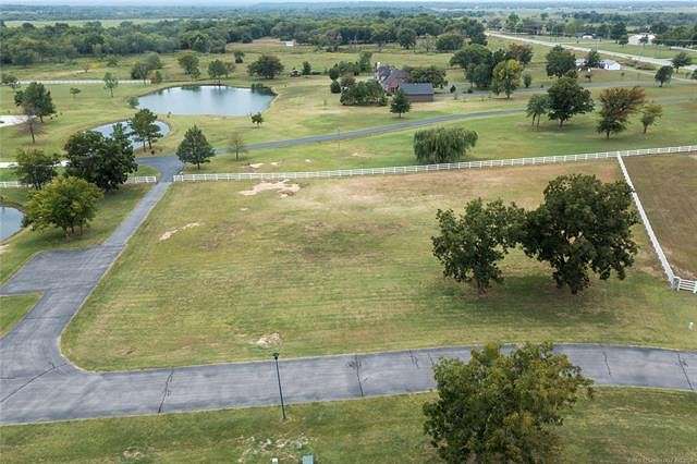 1.4 Acres of Residential Land for Sale in Mounds, Oklahoma