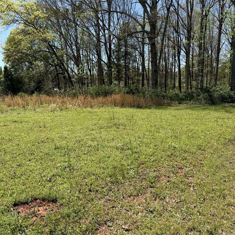 10 Acres of Land for Sale in Commerce, Georgia