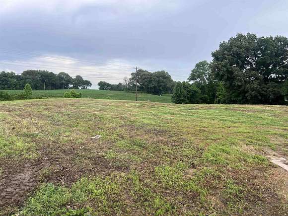 4.66 Acres of Residential Land for Sale in Dyersburg, Tennessee