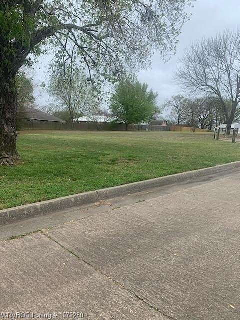 0.37 Acres of Residential Land for Sale in Sallisaw, Oklahoma