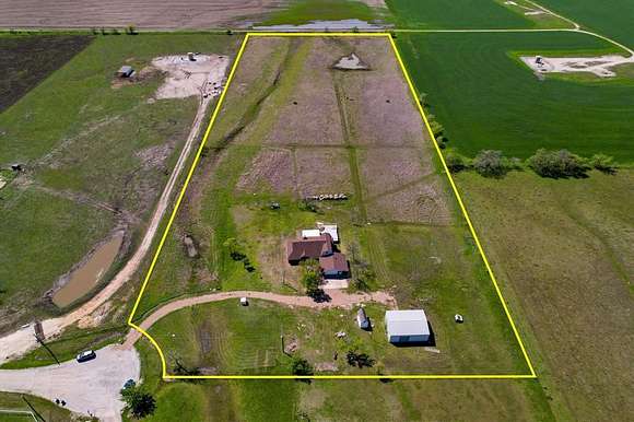 10 Acres of Residential Land with Home for Sale in Ponder, Texas