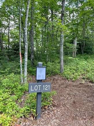 0.96 Acres of Residential Land for Sale in Cashiers, North Carolina