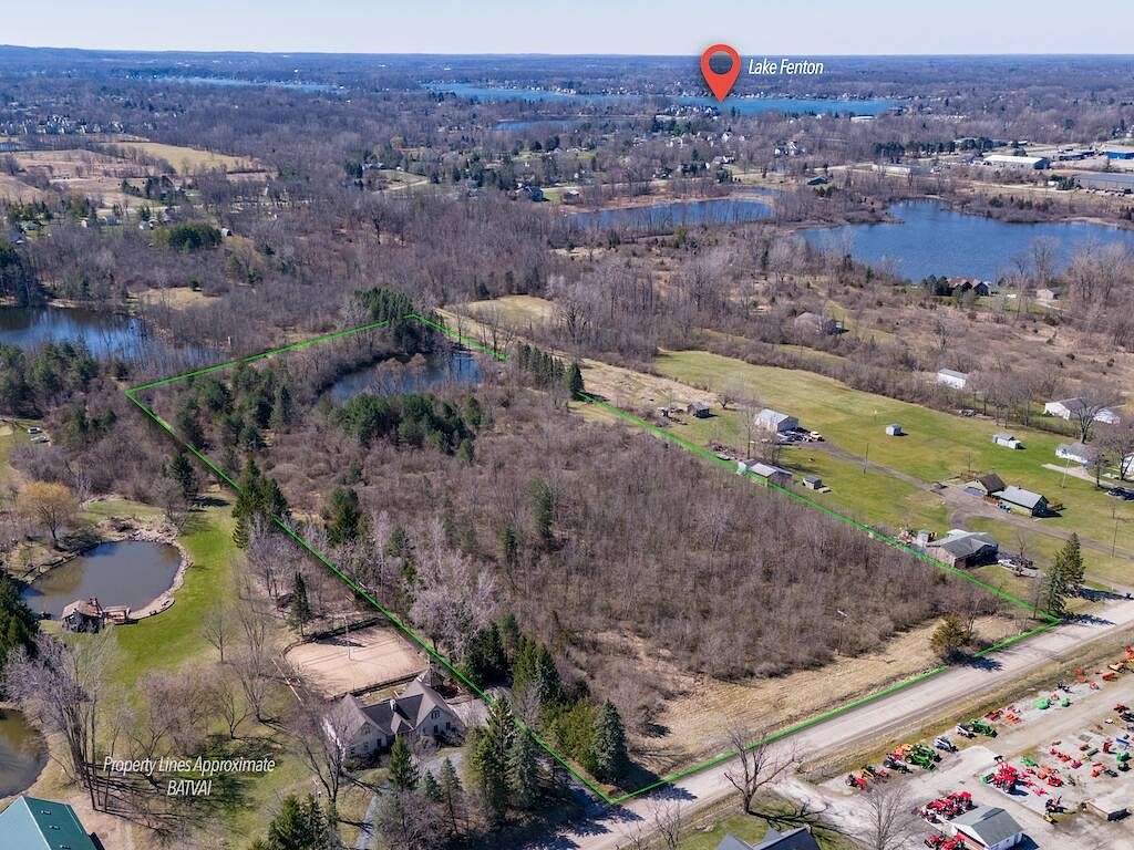 10 Acres of Land for Sale in Fenton, Michigan