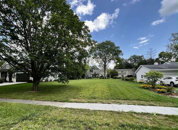 0.26 Acres of Residential Land for Sale in Wheaton, Illinois