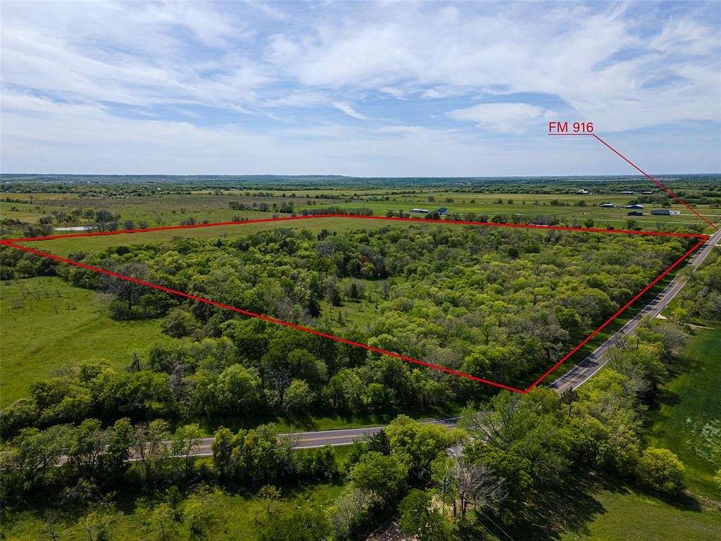39 Acres of Agricultural Land for Sale in Maypearl, Texas