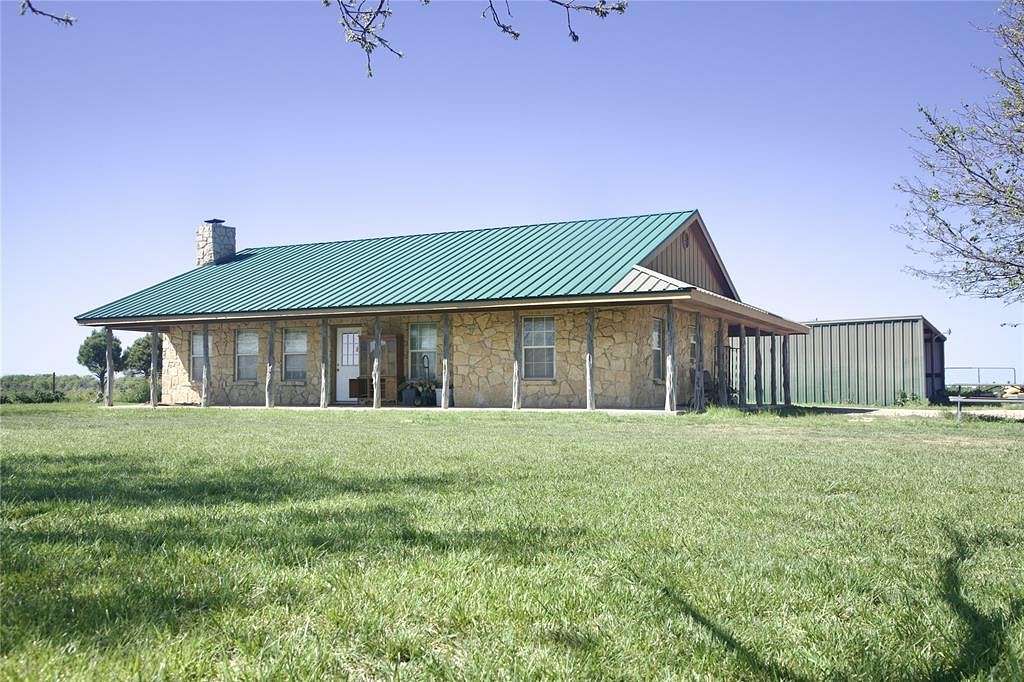 3.8 Acres of Land with Home for Sale in Tuscola, Texas