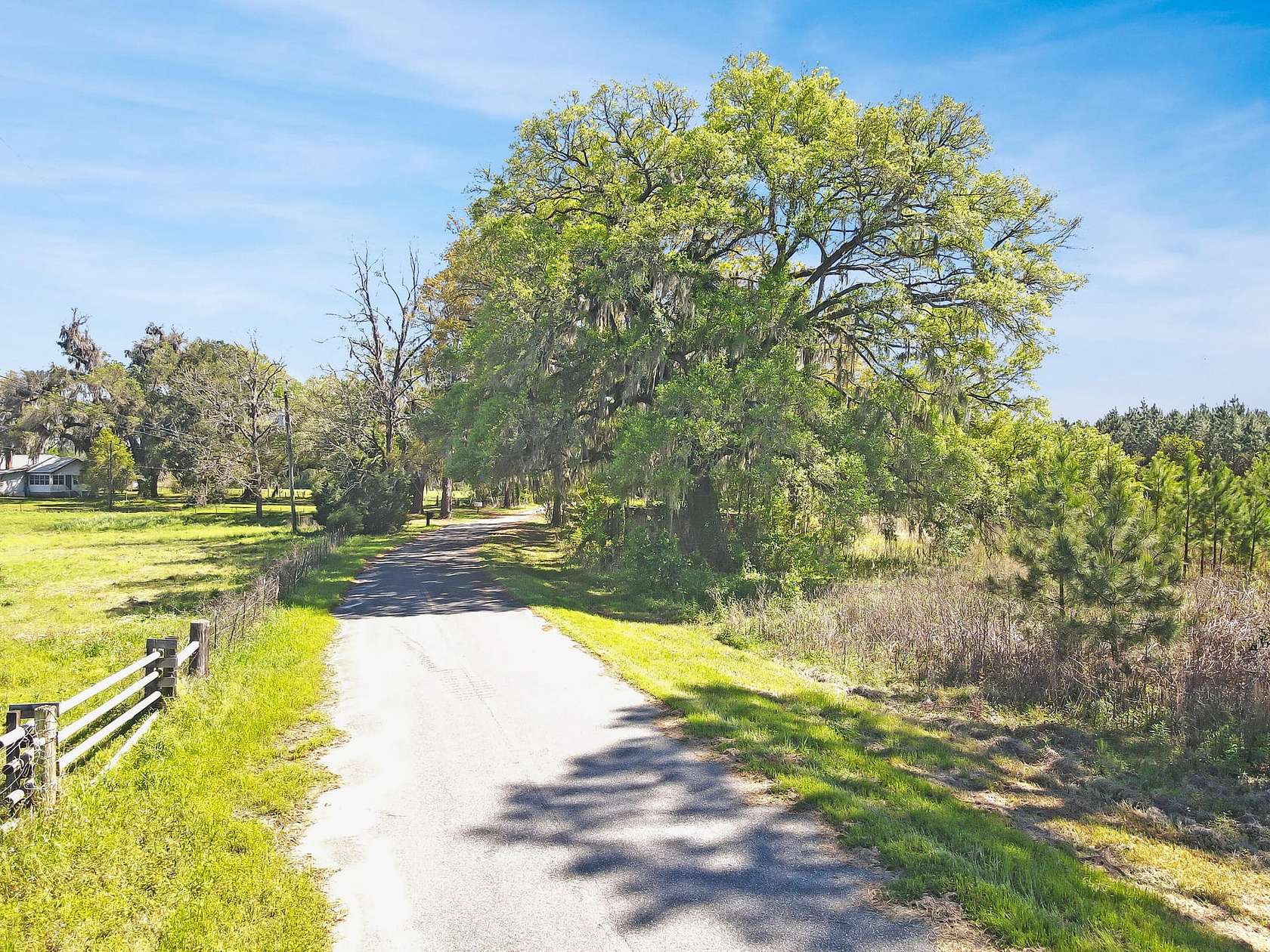 5.58 Acres of Land for Sale in Havana, Florida