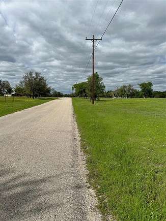 6 Acres of Commercial Land for Sale in Hudson Oaks, Texas