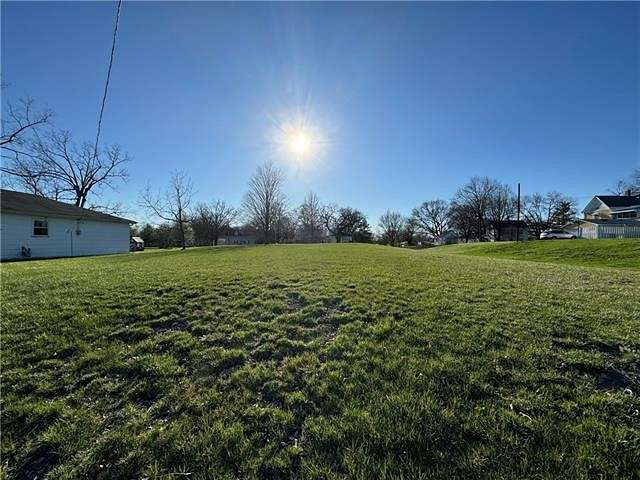 0.42 Acres of Residential Land for Sale in Albany, Missouri