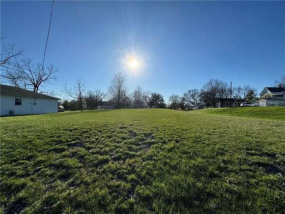 0.42 Acres of Residential Land for Sale in Albany, Missouri